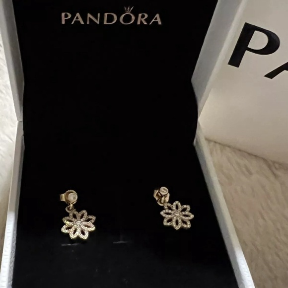 PANDORA Authentic 14K Gold ALE 585 Lace Botanique Dangle Earrings New - Picture 4 of 9